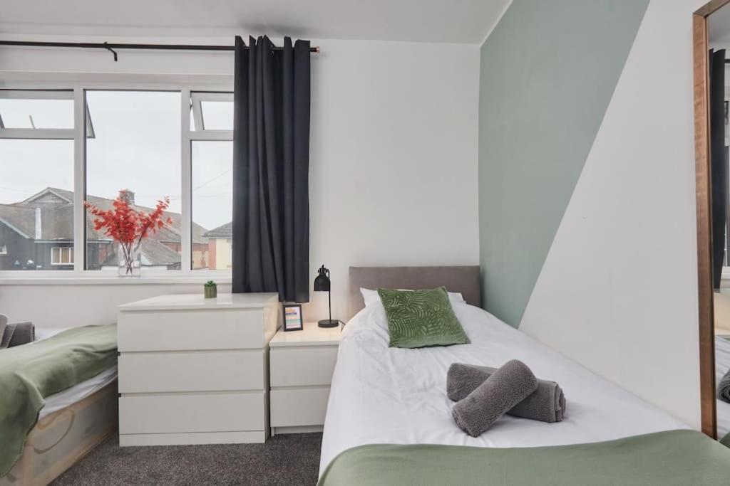 Apartmán Haw Hill House - Modern 4 Bed Normanton  Exteriér fotografie