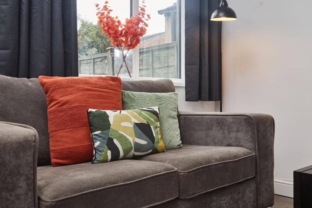 Apartmán Haw Hill House - Modern 4 Bed Normanton  Exteriér fotografie