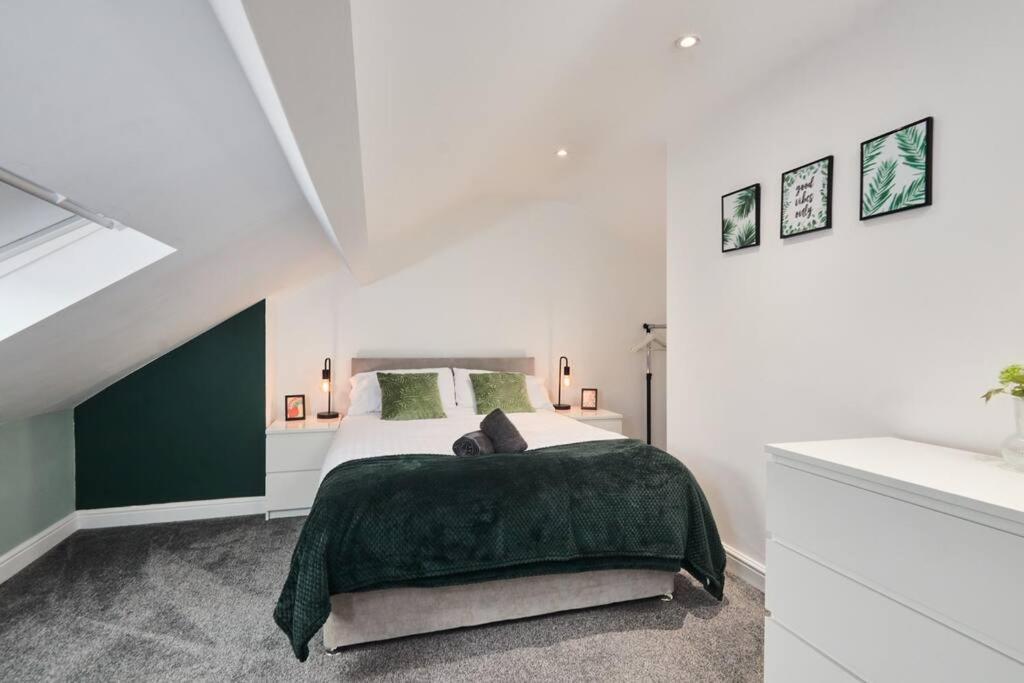 Apartmán Haw Hill House - Modern 4 Bed Normanton  Exteriér fotografie